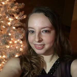 Meet your Posher, Rebecca